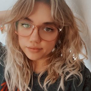 Meet your Posher, Zoe